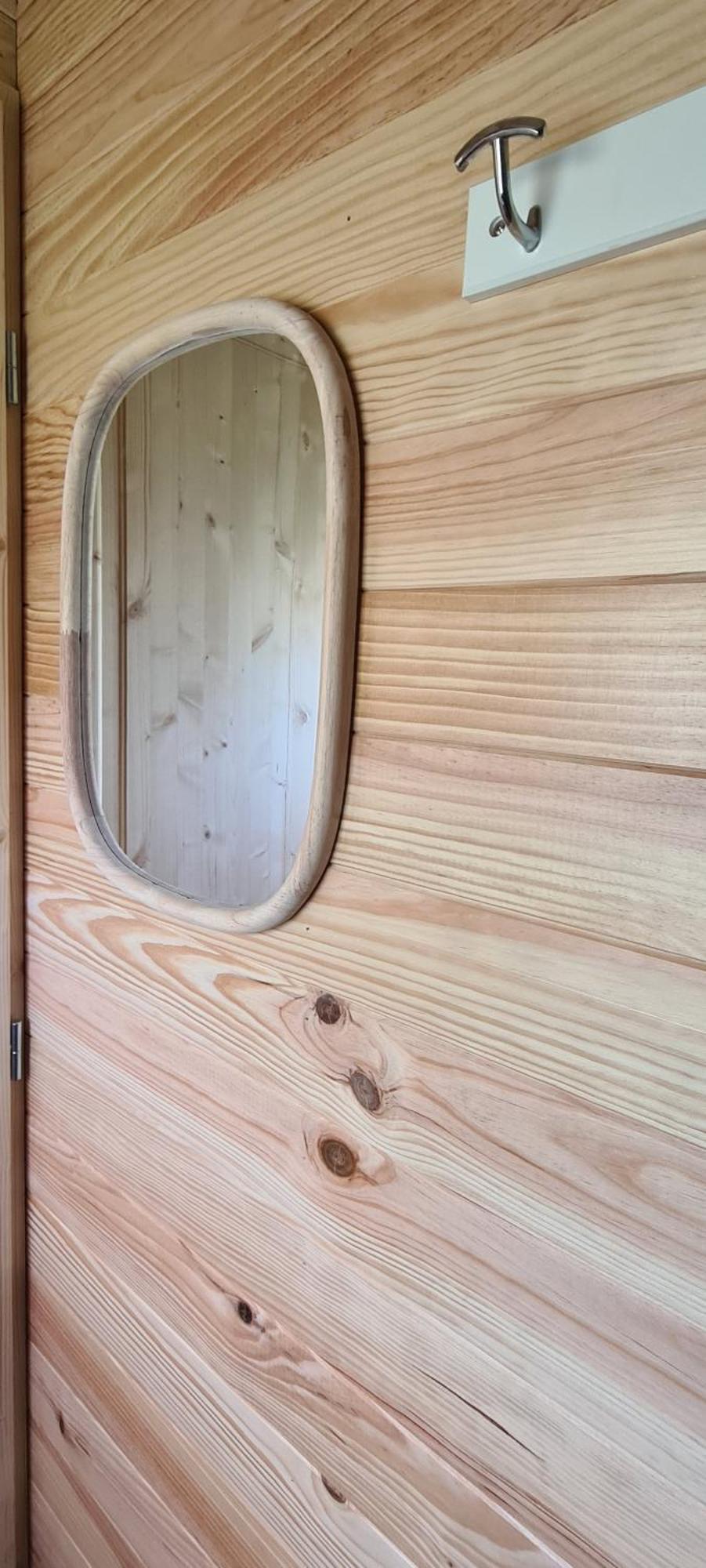 Roulotte A La Ferme Buissonniere Vila La Lande-de-Louge Exterior foto